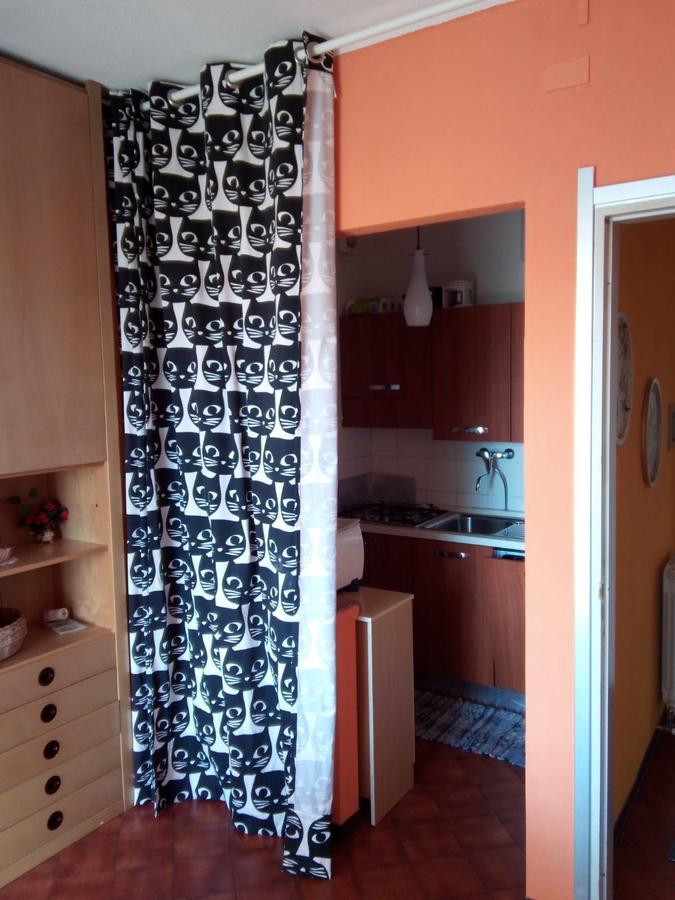 Condominio Ariazzurra S. Bart. San Bartolomeo Al Mare Zewnętrze zdjęcie