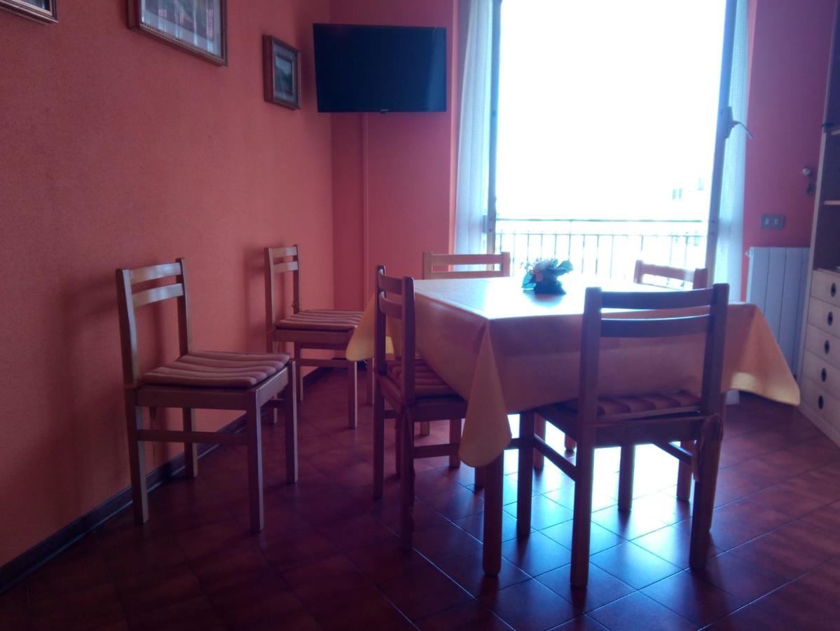 Condominio Ariazzurra S. Bart. San Bartolomeo Al Mare Zewnętrze zdjęcie