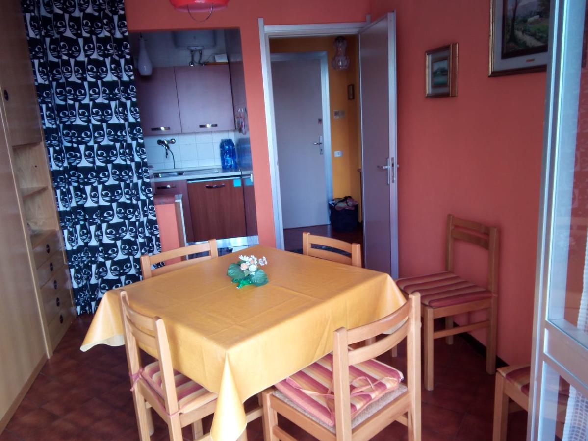 Condominio Ariazzurra S. Bart. San Bartolomeo Al Mare Zewnętrze zdjęcie